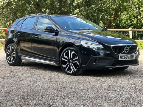 Volvo V40 1.5 T3 GPF Pro Auto Euro 6 (s/s) 5dr 14