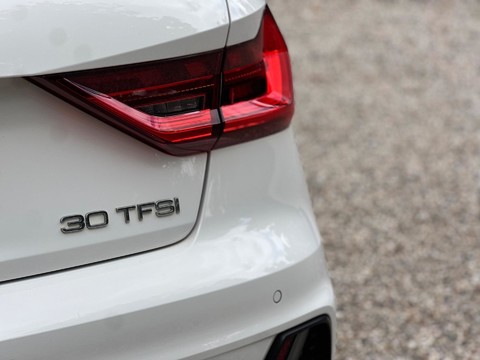 Audi A1 1.0 TFSI 30 S line Sportback Euro 6 (s/s) 5dr 5