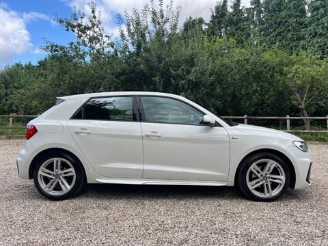 Audi A1 1.0 TFSI 30 S line Sportback Euro 6 (s/s) 5dr 7