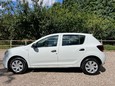 Dacia Sandero 1.0 SCe Essential Euro 6 5dr 3