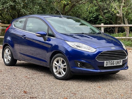 Ford Fiesta 1.25 Zetec Euro 6 3dr