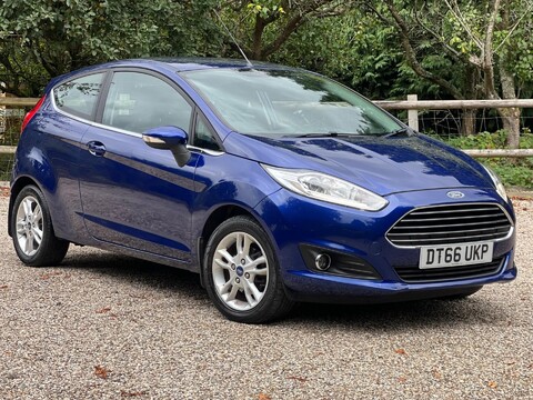 Ford Fiesta 1.25 Zetec Euro 6 3dr 1