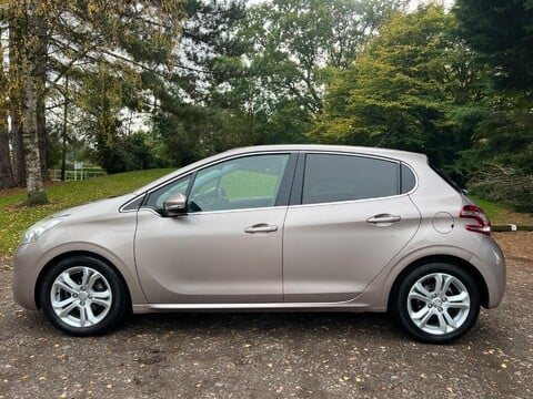 Peugeot 208 1.4 VTi Allure Euro 5 5dr 13