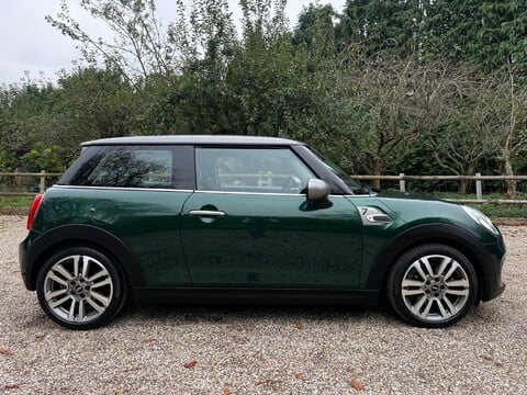 Mini Hatch 1.5 Cooper Seven Auto Euro 6 (s/s) 3dr 8