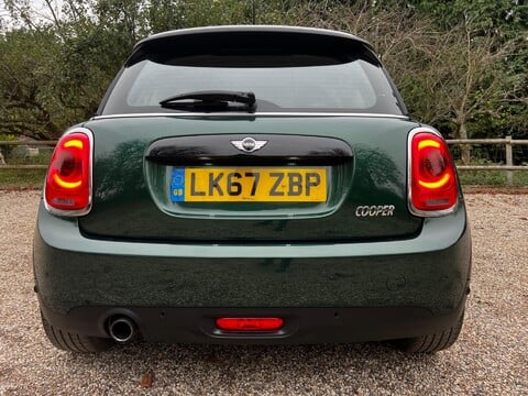 Mini Hatch 1.5 Cooper Seven Auto Euro 6 (s/s) 3dr 6