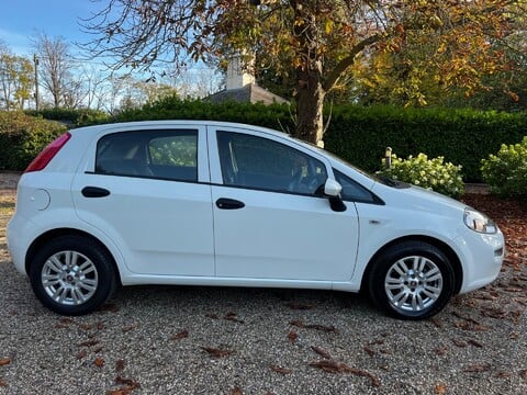 Fiat Punto 1.2 Pop + Euro 6 5dr 6