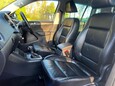 Volkswagen Tiguan 2.0 TDI R-Line DSG 4WD Euro 5 5dr 31