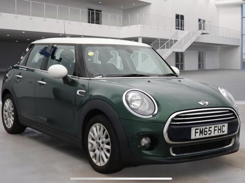 Mini Hatch 1.5 Cooper Auto Euro 6 (s/s) 5dr 1