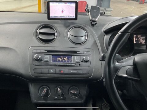 SEAT Ibiza 1.4 Toca Sport Coupe Euro 5 3dr 9
