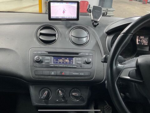 SEAT Ibiza 1.4 Toca Sport Coupe Euro 5 3dr 9