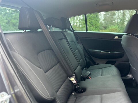 Kia Sportage 1.6 GDi 2 Euro 6 (s/s) 5dr 15