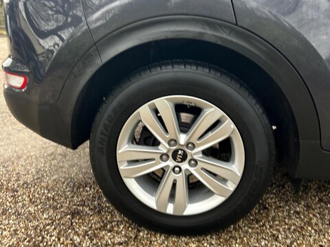 Kia Sportage 1.6 GDi 2 Euro 6 (s/s) 5dr 28
