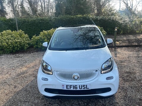 Smart Forfour 1.0 Edition White Twinamic Euro 6 (s/s) 5dr 3