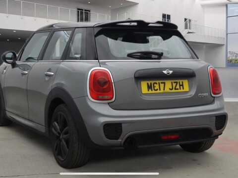 Mini Hatch 1.5 Cooper Euro 6 (s/s) 5dr 3