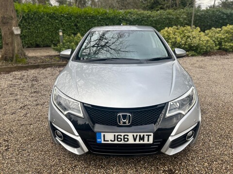 Honda Civic 1.8 i-VTEC SE Plus (Navi) Euro 6 (s/s) 5dr 3