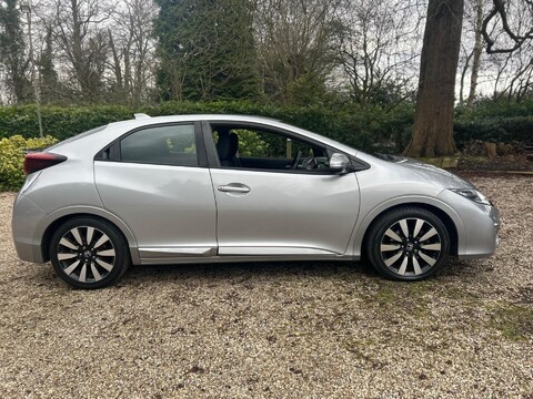 Honda Civic 1.8 i-VTEC SE Plus (Navi) Euro 6 (s/s) 5dr 13