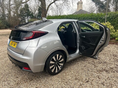 Honda Civic 1.8 i-VTEC SE Plus (Navi) Euro 6 (s/s) 5dr 15