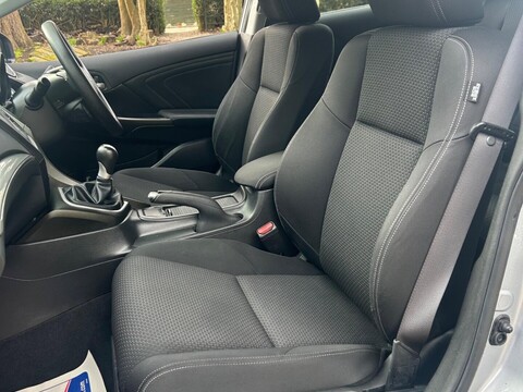 Honda Civic 1.8 i-VTEC SE Plus (Navi) Euro 6 (s/s) 5dr 47