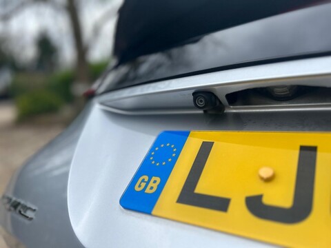 Honda Civic 1.8 i-VTEC SE Plus (Navi) Euro 6 (s/s) 5dr 55