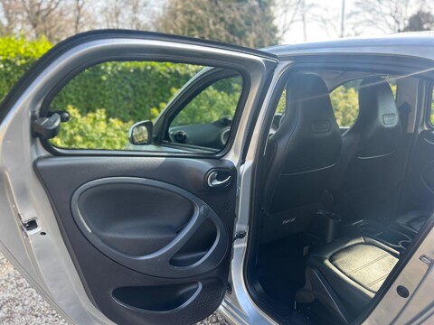 Smart Forfour 0.9T Prime (Premium Plus) Twinamic Euro 6 (s/s) 5dr 35