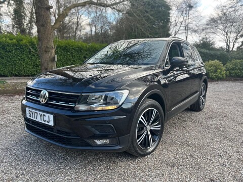 Volkswagen Tiguan 2.0 TDI BlueMotion Tech SE Navigation Euro 6 (s/s) 5dr 3