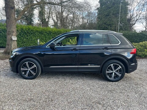 Volkswagen Tiguan 2.0 TDI BlueMotion Tech SE Navigation Euro 6 (s/s) 5dr 9