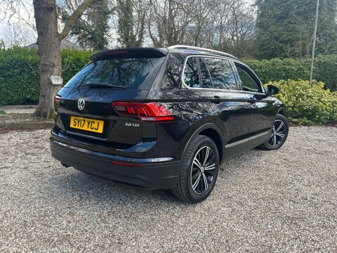 Volkswagen Tiguan 2.0 TDI BlueMotion Tech SE Navigation Euro 6 (s/s) 5dr 12