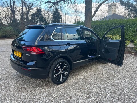 Volkswagen Tiguan 2.0 TDI BlueMotion Tech SE Navigation Euro 6 (s/s) 5dr 14