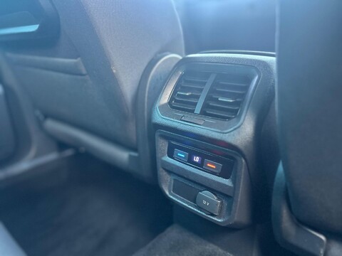 Volkswagen Tiguan 2.0 TDI BlueMotion Tech SE Navigation Euro 6 (s/s) 5dr 16