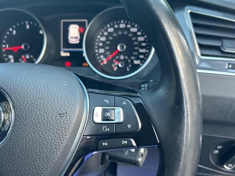 Volkswagen Tiguan 2.0 TDI BlueMotion Tech SE Navigation Euro 6 (s/s) 5dr 34