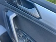 Volkswagen Tiguan 2.0 TDI BlueMotion Tech SE Navigation Euro 6 (s/s) 5dr 36