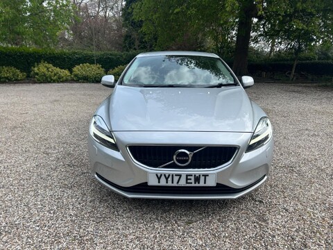 Volvo V40 2.0 D2 Momentum Nav Plus Euro 6 (s/s) 5dr 2