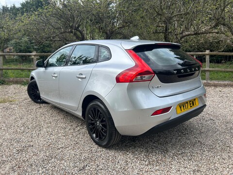 Volvo V40 2.0 D2 Momentum Nav Plus Euro 6 (s/s) 5dr 6