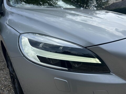 Volvo V40 2.0 D2 Momentum Nav Plus Euro 6 (s/s) 5dr 60
