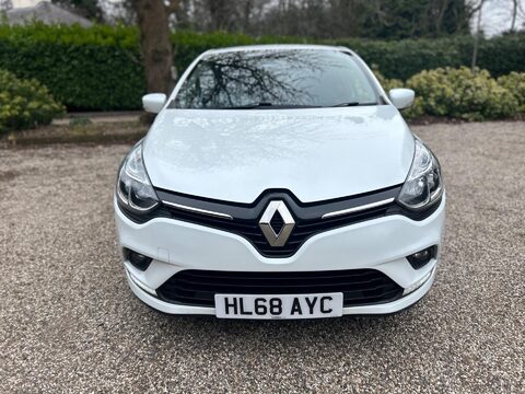 Renault Clio 0.9 TCe Iconic Euro 6 (s/s) 5dr 2