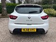 Renault Clio 0.9 TCe Iconic Euro 6 (s/s) 5dr 9
