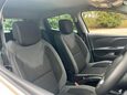 Renault Clio 0.9 TCe Iconic Euro 6 (s/s) 5dr 22
