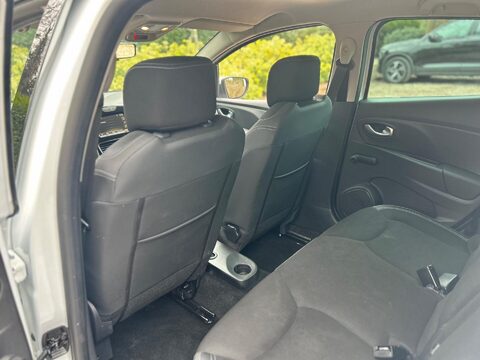 Renault Clio 0.9 TCe Iconic Euro 6 (s/s) 5dr 31