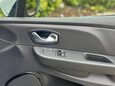 Renault Clio 0.9 TCe Iconic Euro 6 (s/s) 5dr 39