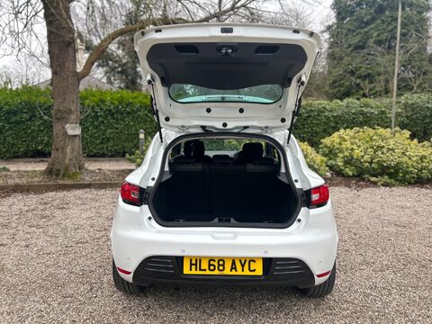 Renault Clio 0.9 TCe Iconic Euro 6 (s/s) 5dr 50