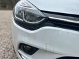 Renault Clio 0.9 TCe Iconic Euro 6 (s/s) 5dr 55