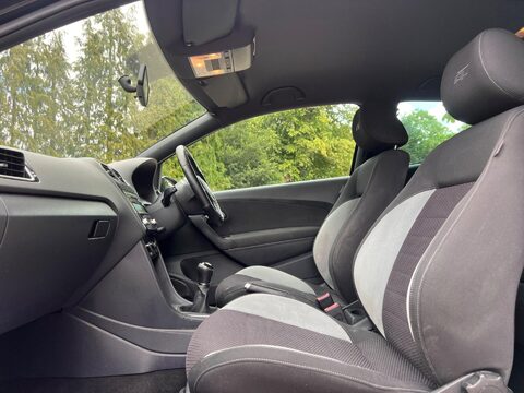 Volkswagen Polo 1.2 TSI R-Line Euro 5 3dr 21