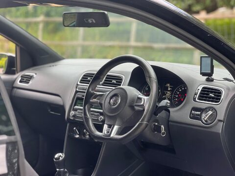 Volkswagen Polo 1.2 TSI R-Line Euro 5 3dr 9