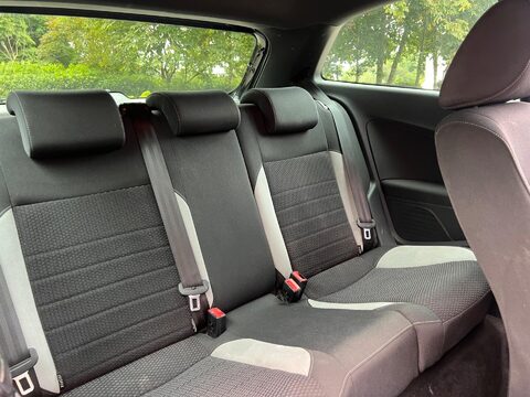 Volkswagen Polo 1.2 TSI R-Line Euro 5 3dr 15