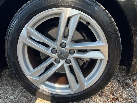 Audi A1 1.5 TFSI 35 S line Sportback Euro 6 (s/s) 5dr 35