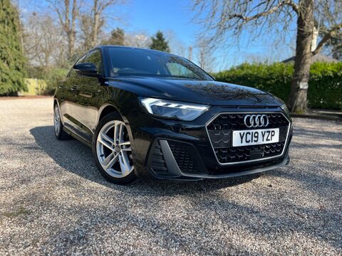 Audi A1 1.5 TFSI 35 S line Sportback Euro 6 (s/s) 5dr 5