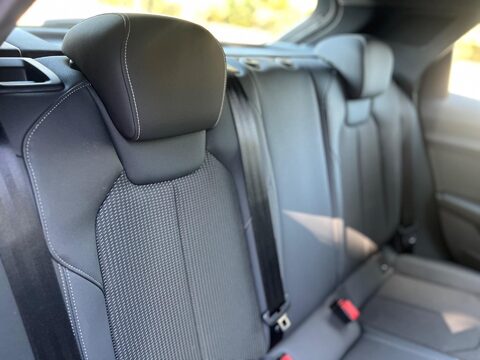 Audi A1 1.5 TFSI 35 S line Sportback Euro 6 (s/s) 5dr 18