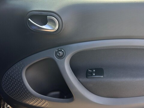 Smart Fortwo Coupe 1.0 Prime (Premium) Euro 6 (s/s) 2dr 23
