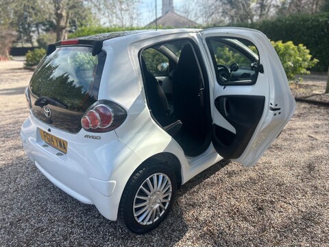 Toyota Aygo 1.0 VVT-i Move Euro 5 5dr 13