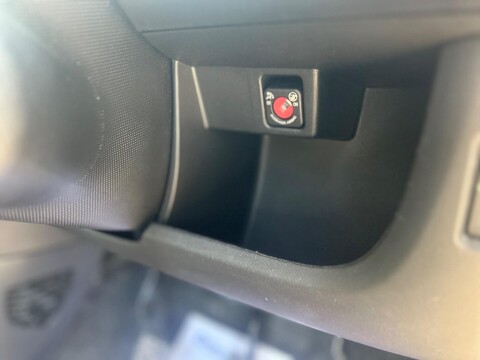 Toyota Aygo 1.0 VVT-i Move Euro 5 5dr 27